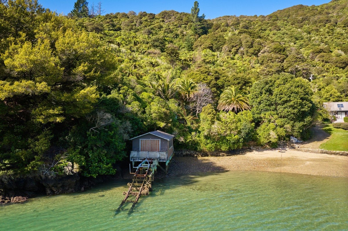 0 Te Mahia Bay, Te Mahia, Marlborough Sounds - Carousel 1