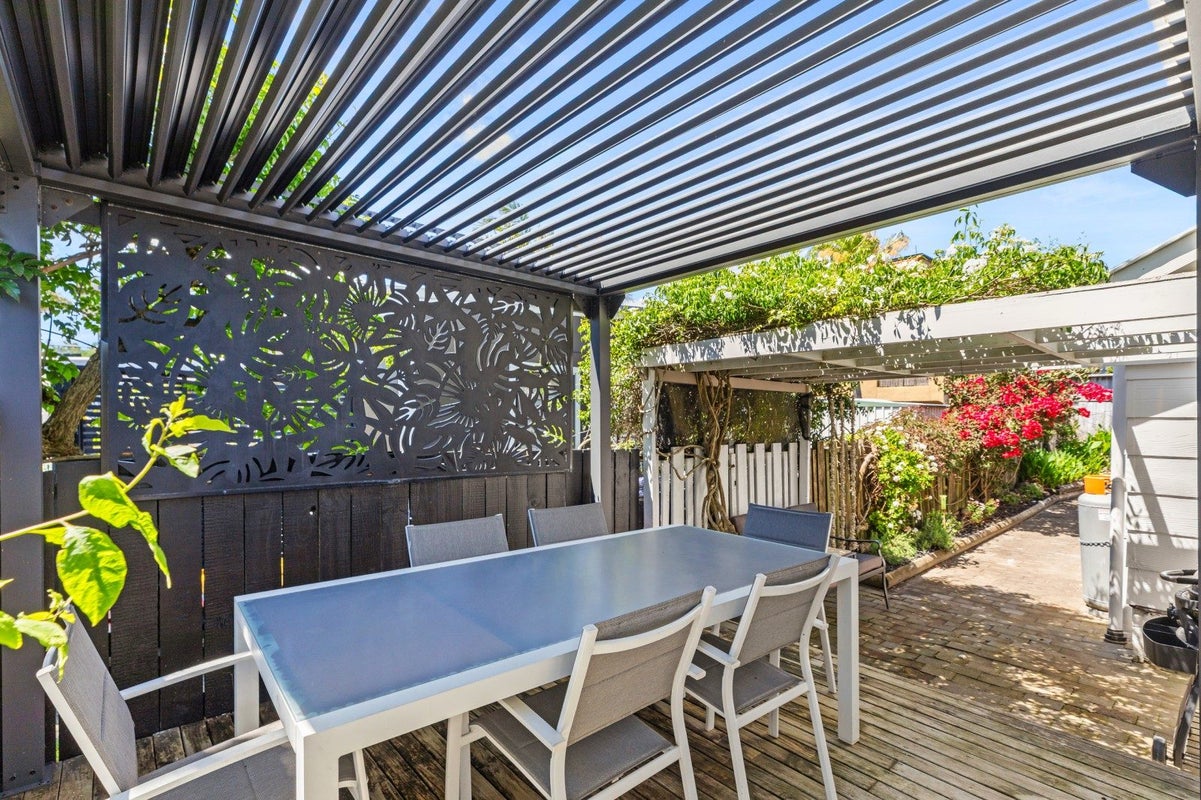 1040A Papamoa Beach Road, Papamoa Beach, Papamoa - Carousel 1