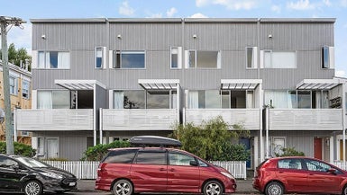 3/37 Daniell Street, Newtown, Wellington - Carousel 1