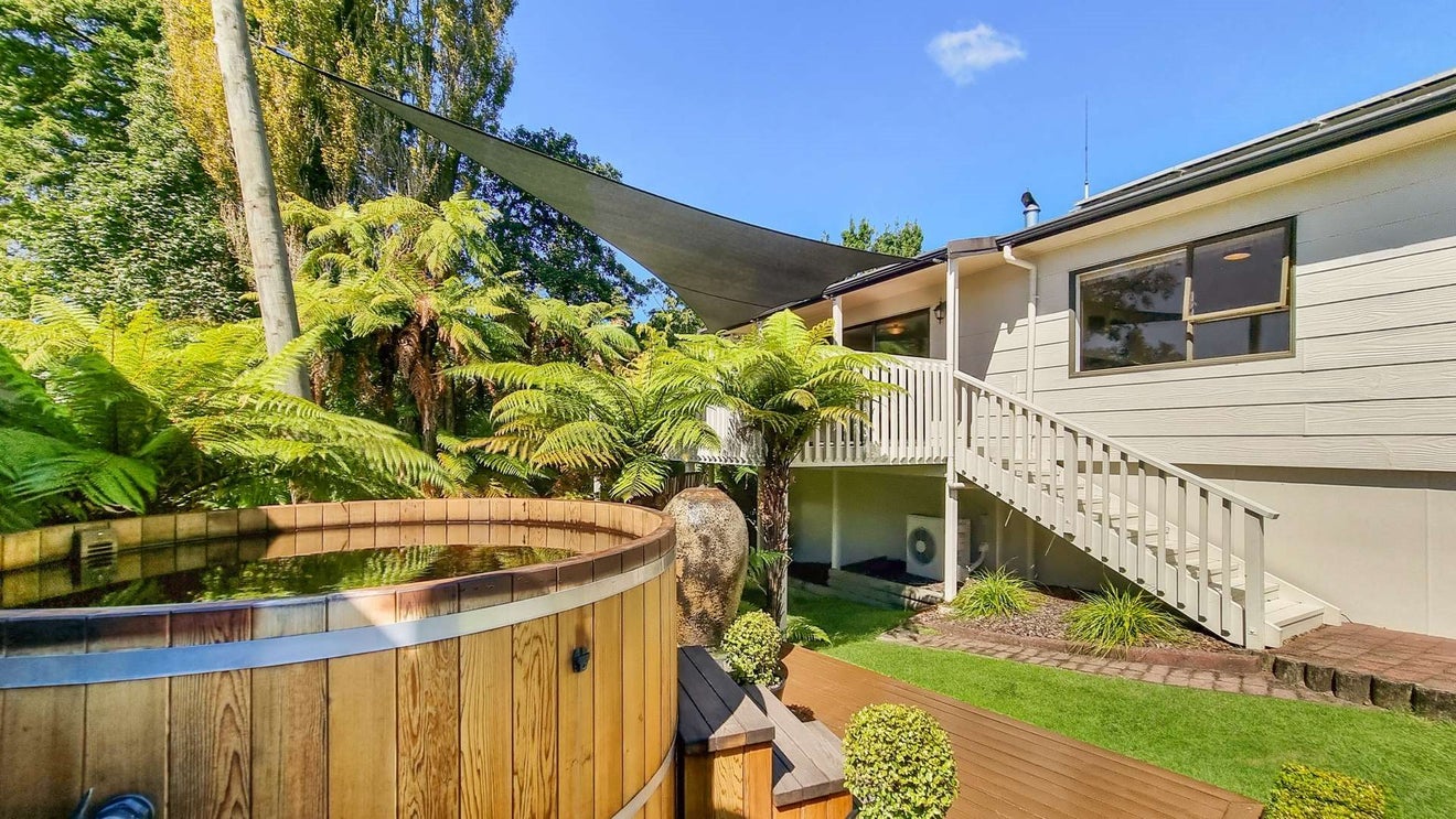 28B Fairley Road, Lynmore, Rotorua - Carousel 1