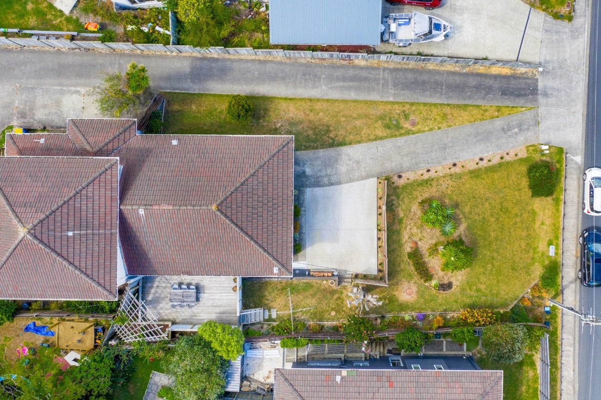 1/573 Beach Road, Murrays Bay, Auckland - Carousel 18