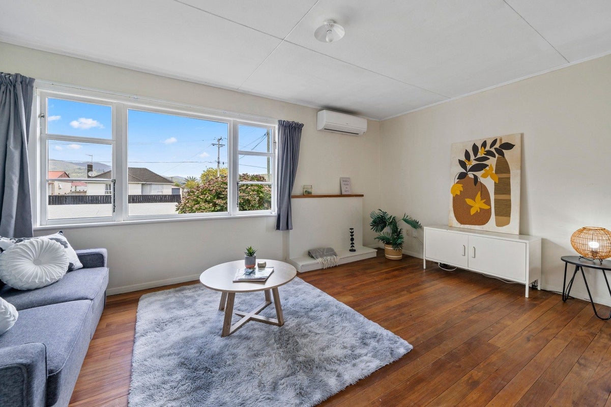 10 Bythell Street, Wainuiomata, Lower Hutt - Carousel 2