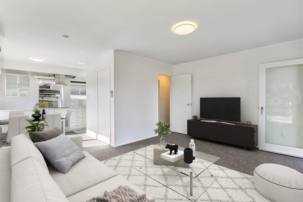 1/68 Lake Road, Narrow Neck, Auckland - Carousel 1