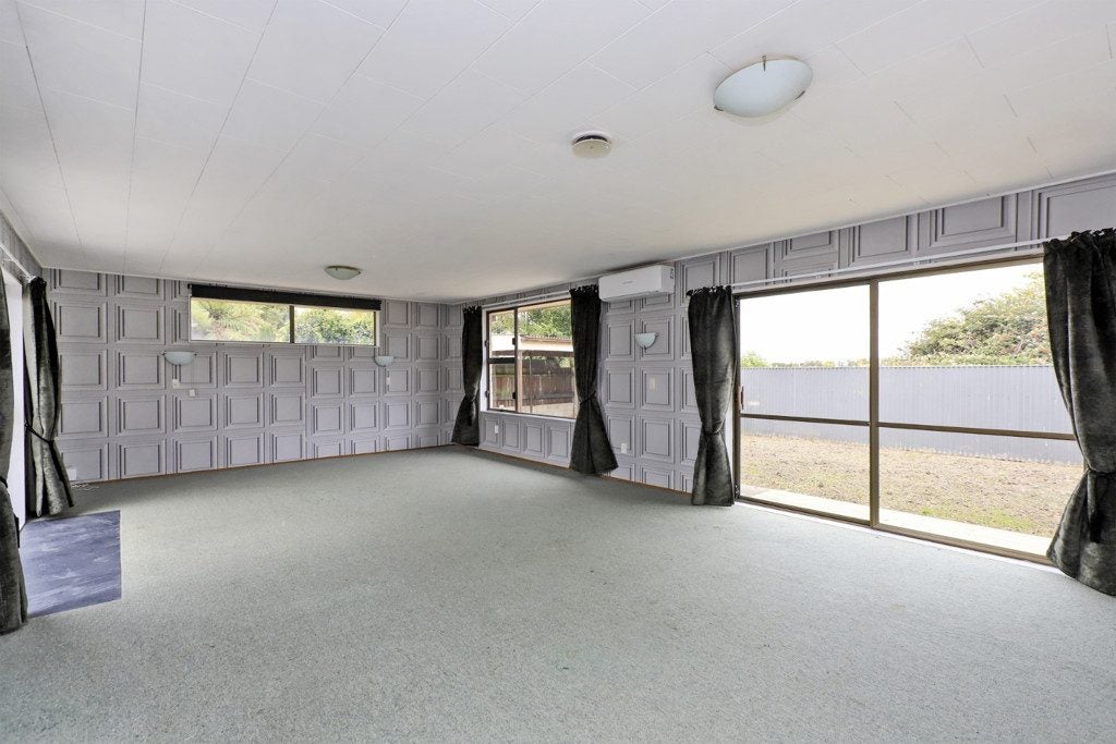 37 Lorne Crescent, Flaxmere, Hastings - Carousel 2