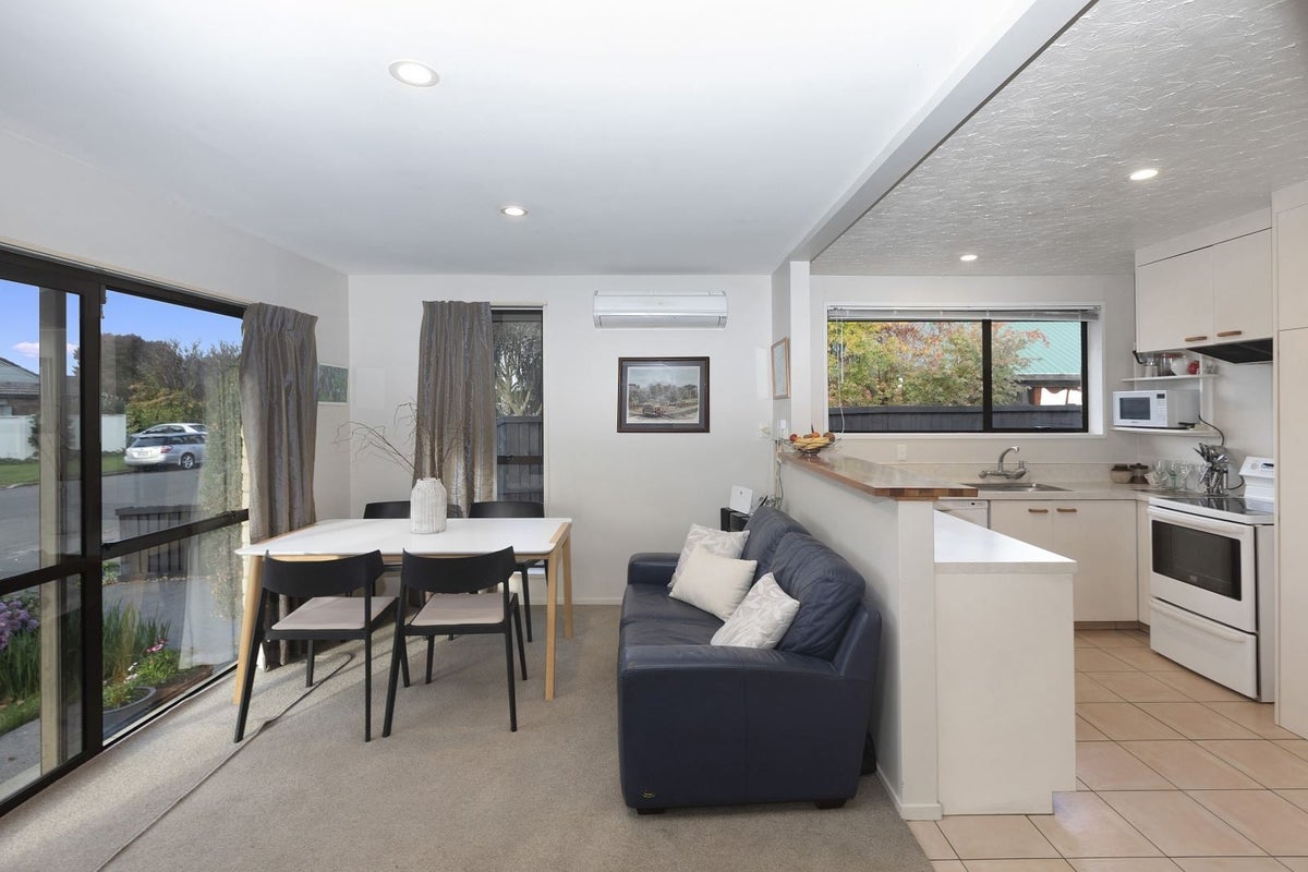 9 Harkness Place, Avonhead, Christchurch - Carousel 2