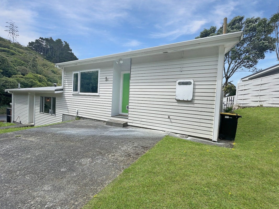 1A Admiralty Street, Crofton Downs, Wellington - Carousel 1