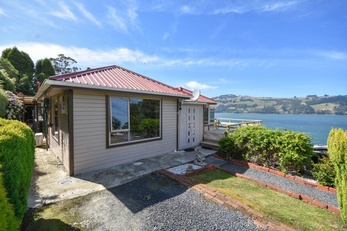 6 Jessie Street, Maia, Dunedin - Carousel 2