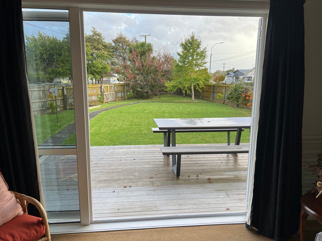 12 Tanguru Street, Whanganui East, Whanganui - Carousel 2