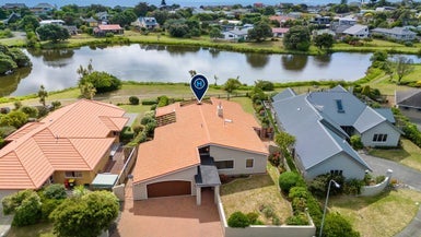 7 Marewa Place, Waikanae Beach, Waikanae - Carousel 1