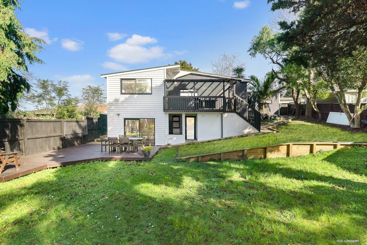 1/3 Arthur Road, Hillpark, Auckland - Carousel 1