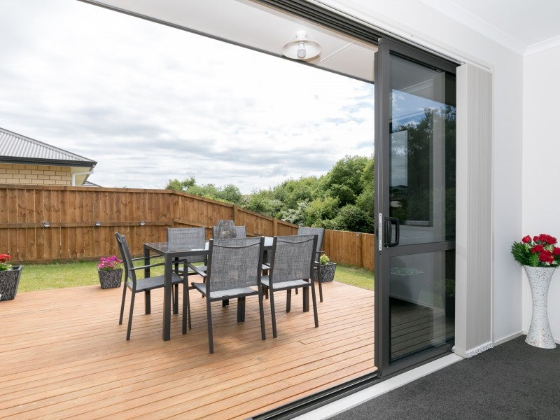 26 Max Landing, Grandview Heights, Hamilton - Carousel 26