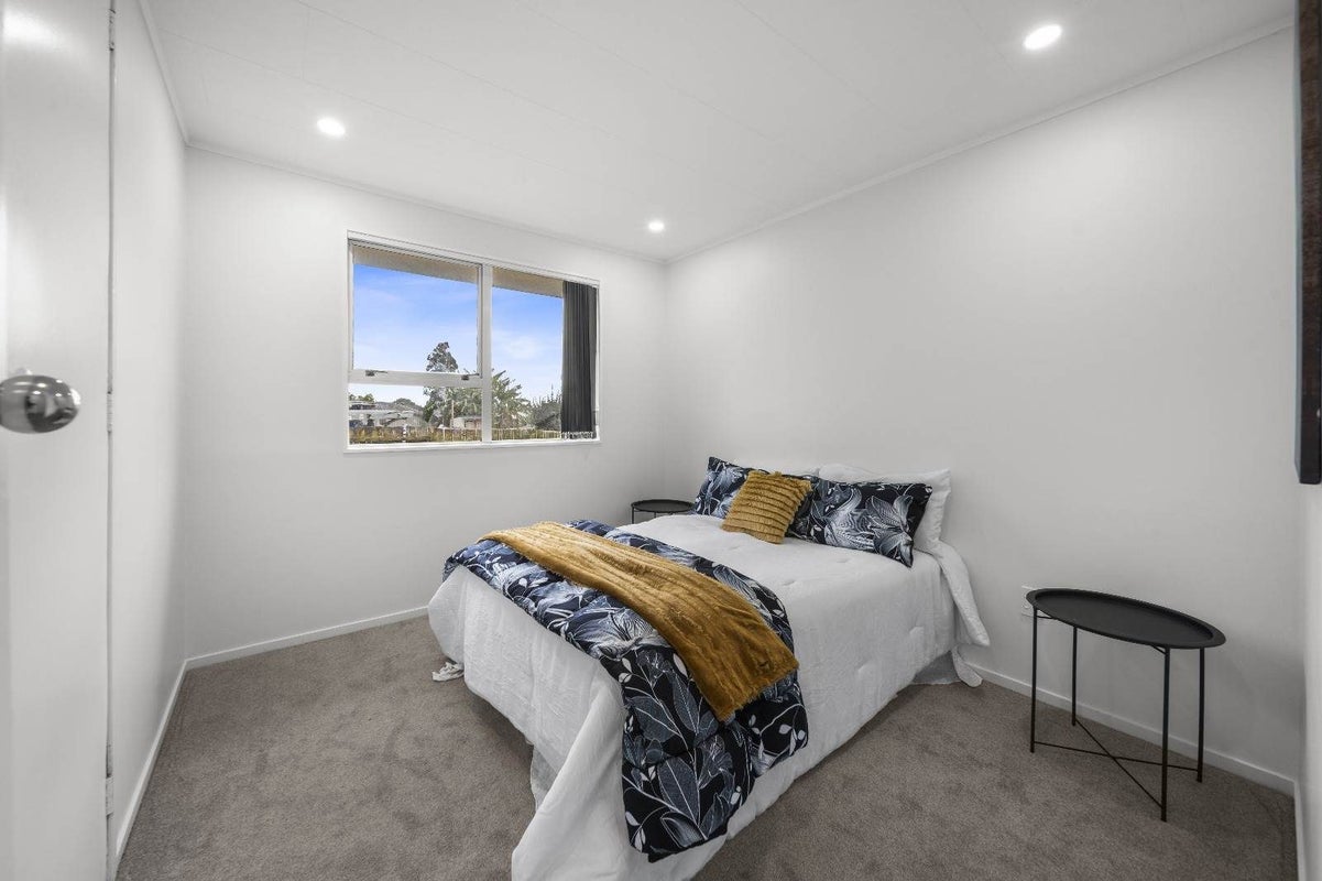 1/12 Kennington Drive, Clendon Park, Auckland - Carousel 19