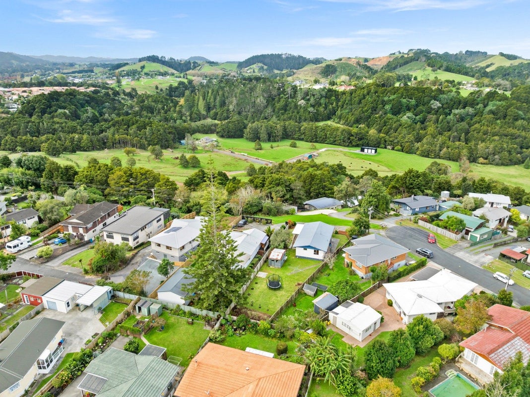35 Takahe Street, Tikipunga, Whangarei - Carousel 2