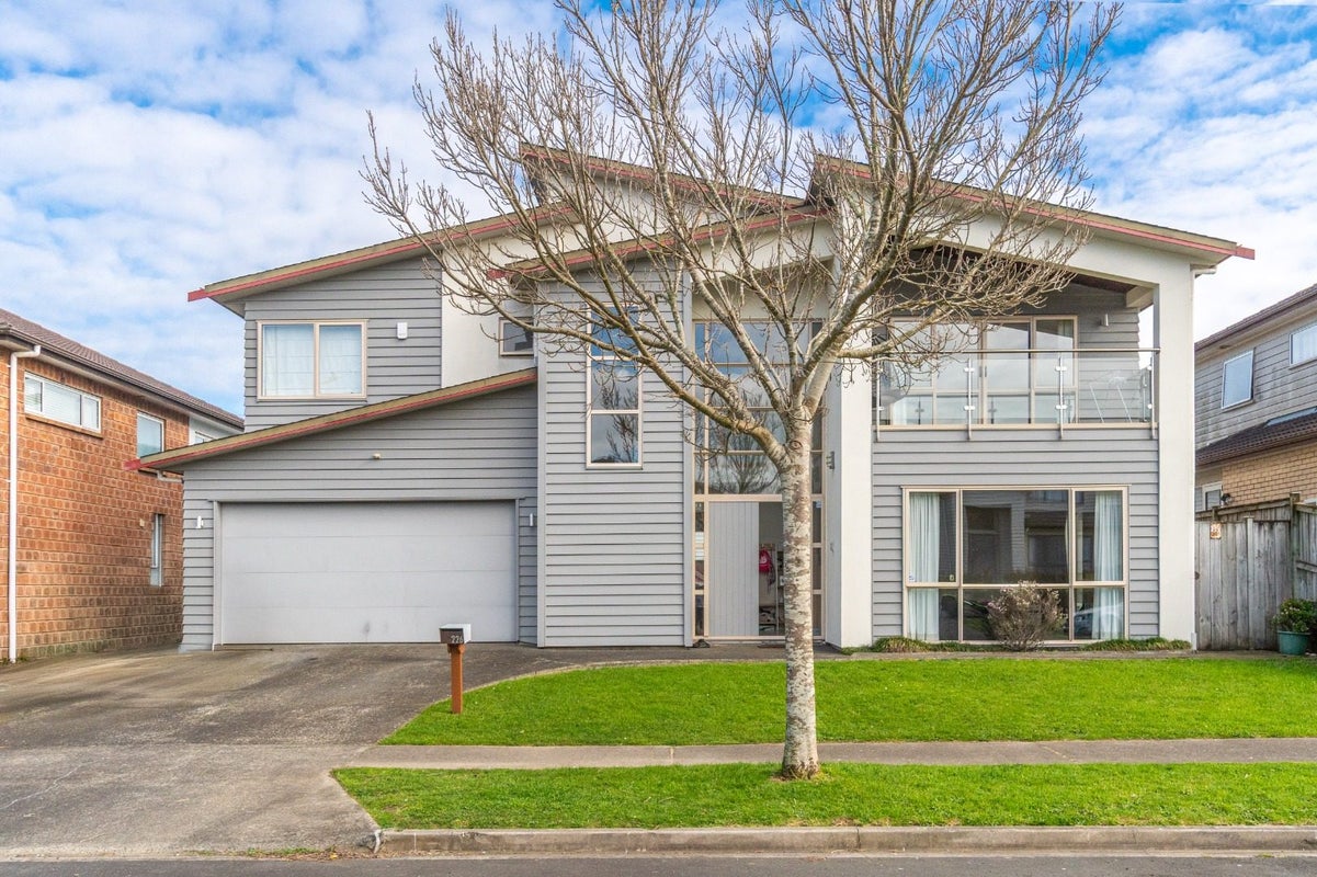 226 Jeffs Road, Flat Bush, Auckland - Carousel 1