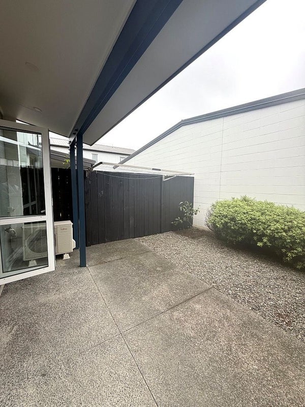 4 Doreen Williams Way, Glen Innes, Auckland - Carousel 24