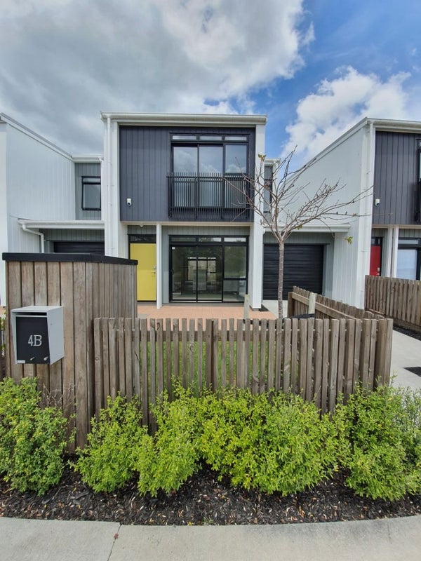 4B Nohoanga RD, rosehill, Papakura - Carousel 1