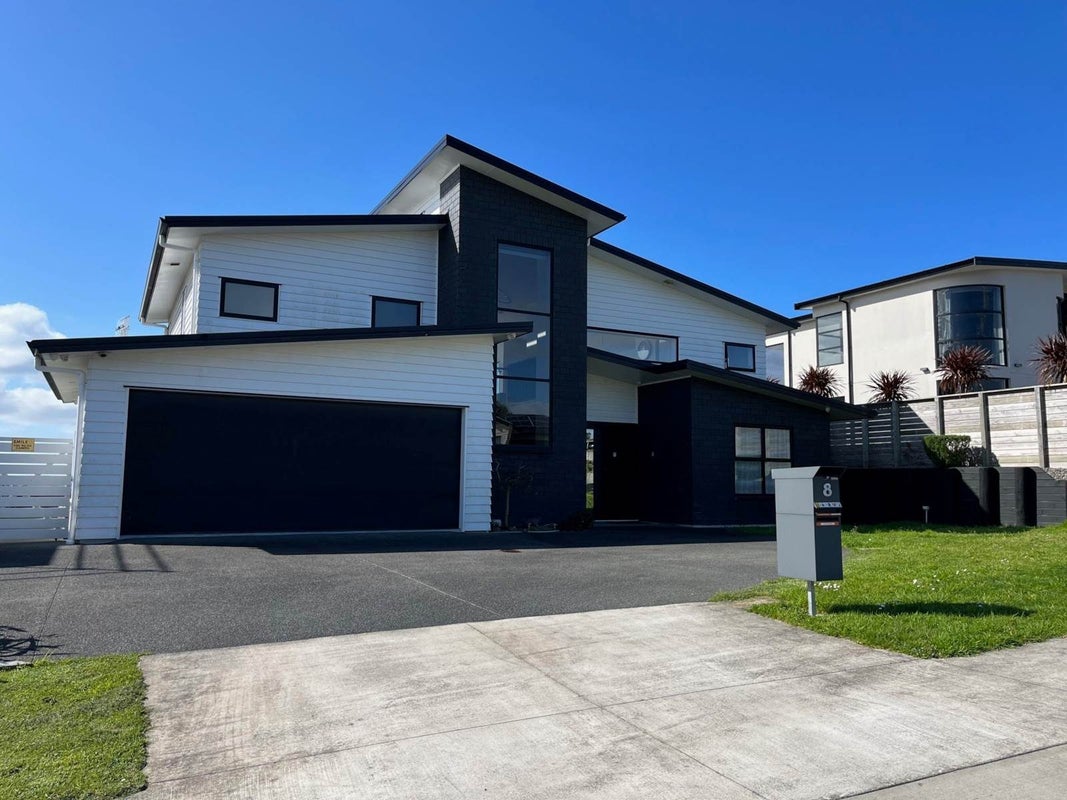 8 Herbert Pollard Drive, Maraetai, Auckland - Carousel 2