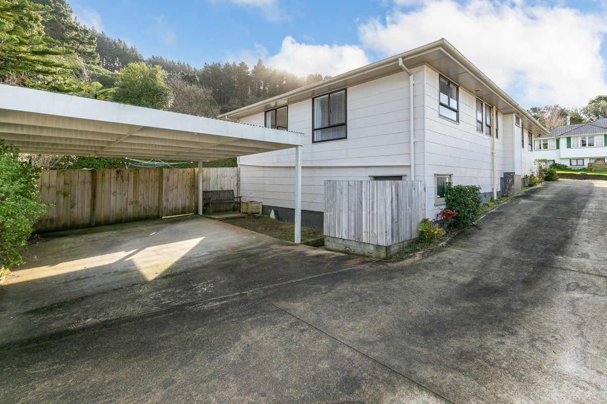 11B Greer Crescent, Tawa, Wellington, Wellington - Carousel 18