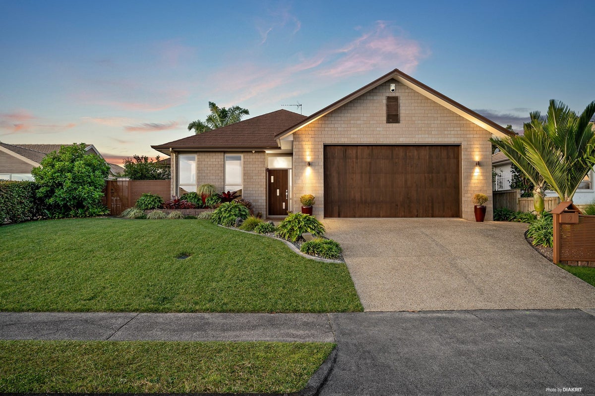 9 The Green, Golflands, Auckland - Carousel 37
