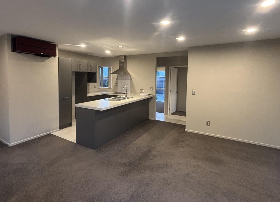 1/5 Kennedys Bush Road, Halswell, Christchurch - Carousel 2