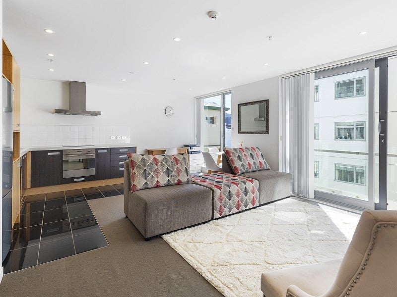 6K/10 Lorne Street, Te Aro, Wellington - Carousel 2