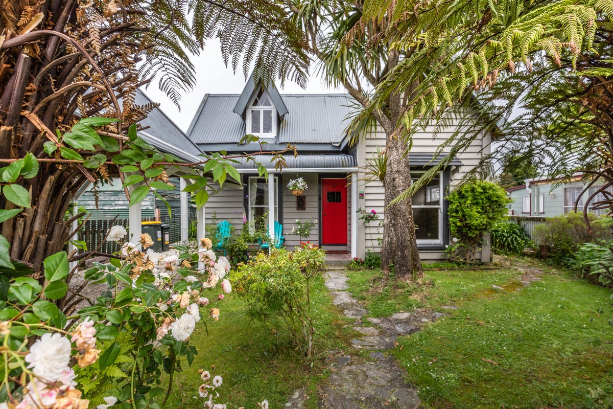 98 Second Street, Kumara, Greymouth - Carousel 1