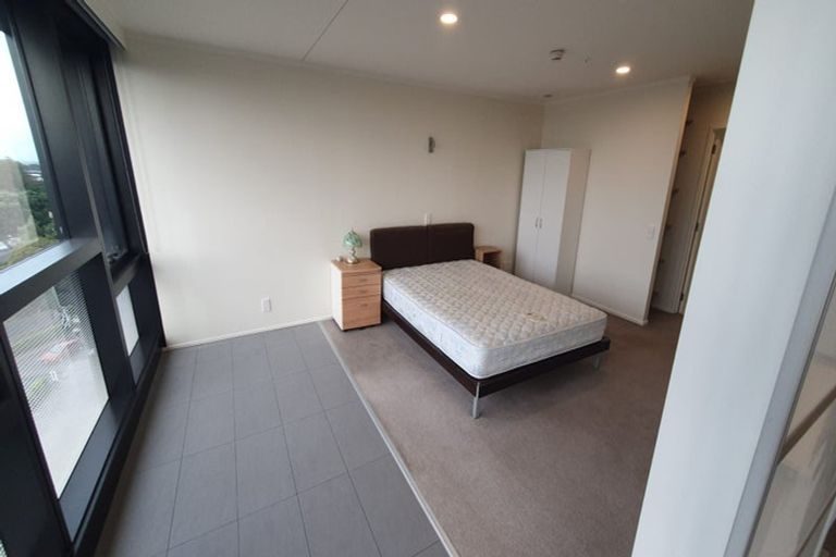 6H/16 Burton Street, Grafton, Auckland - Carousel 2
