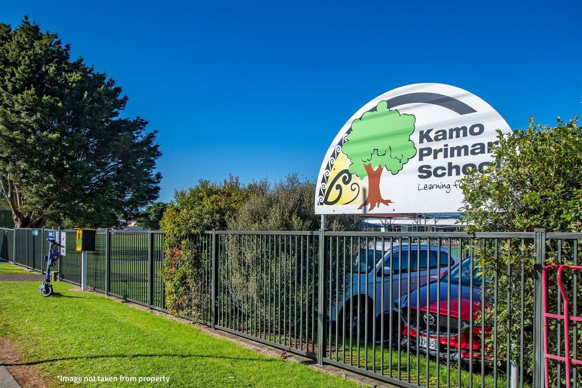 12 Wakelin Street, Te Kamo, Whangarei - Carousel 16