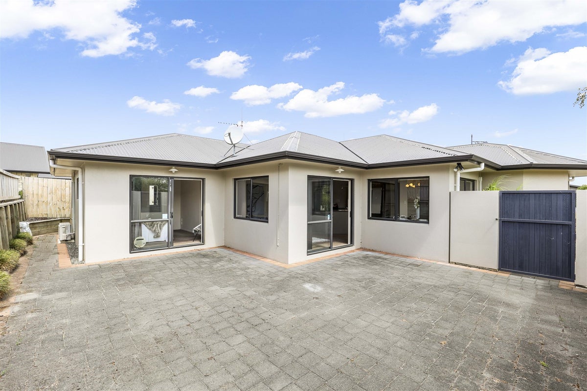15 Farleigh Close, Huntington, Hamilton - Carousel 19
