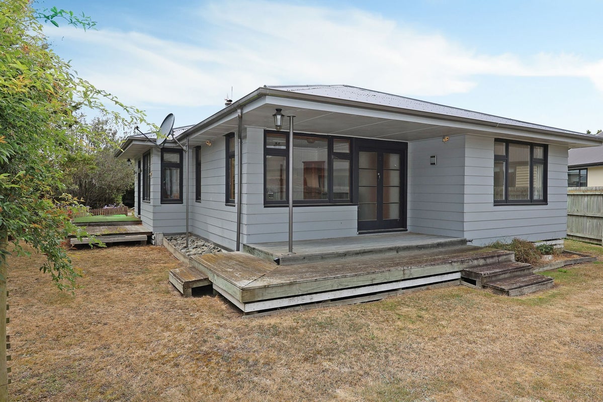 7 Mcpherson Road, Oamaru - Carousel 1