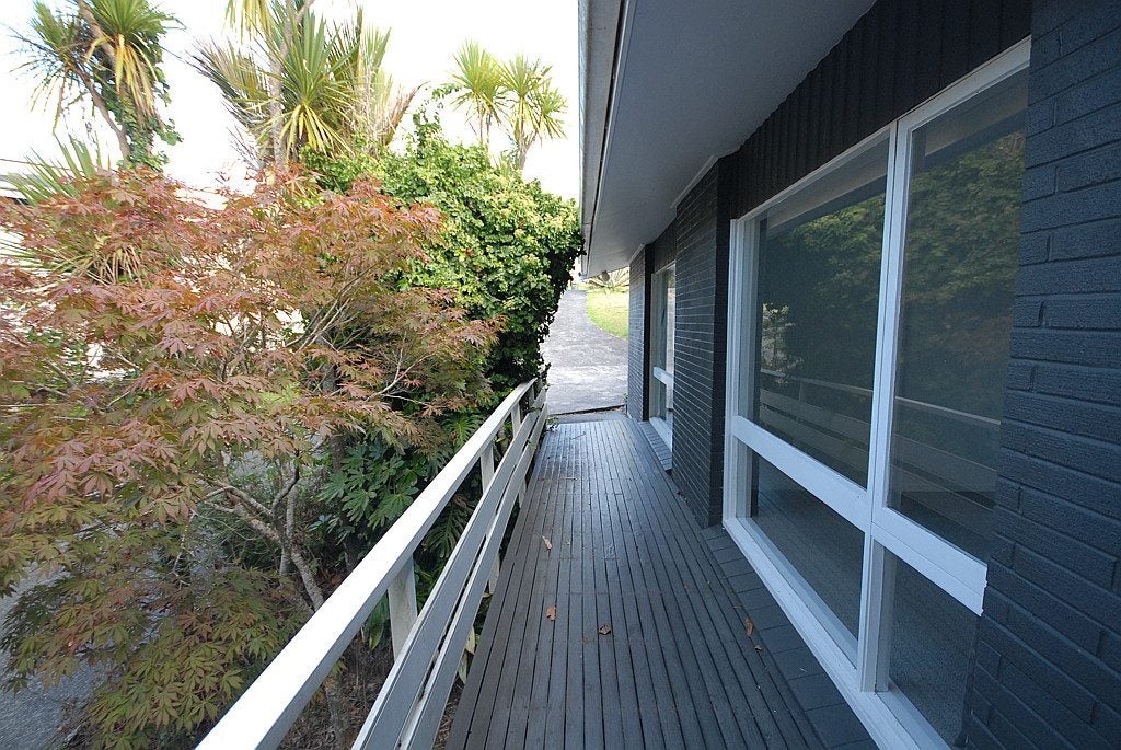 52 Galaxy Drive, Mairangi Bay, Auckland - Carousel 21