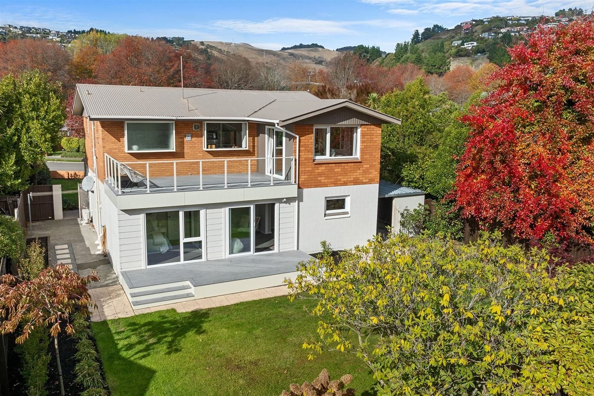 12 Glamis Place, Cashmere, Christchurch - Carousel 1