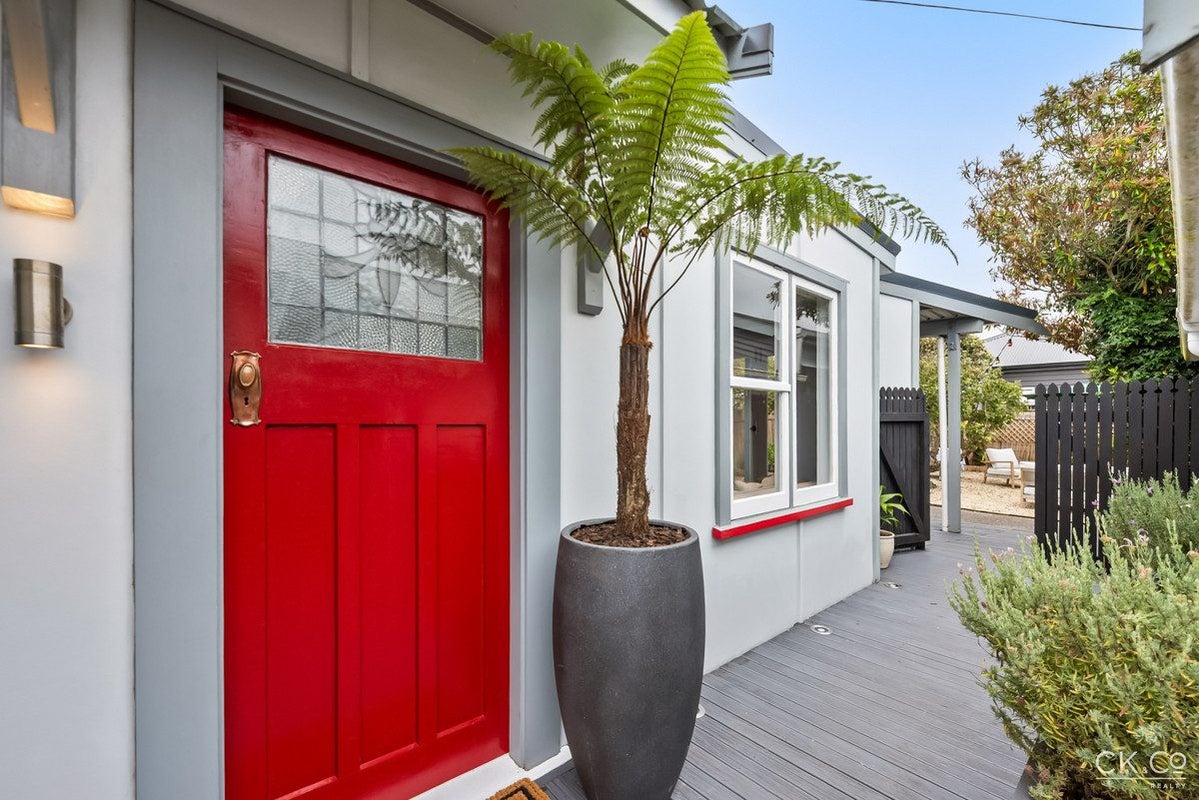 13 Plunket Avenue, Petone, Lower Hutt - Carousel 23