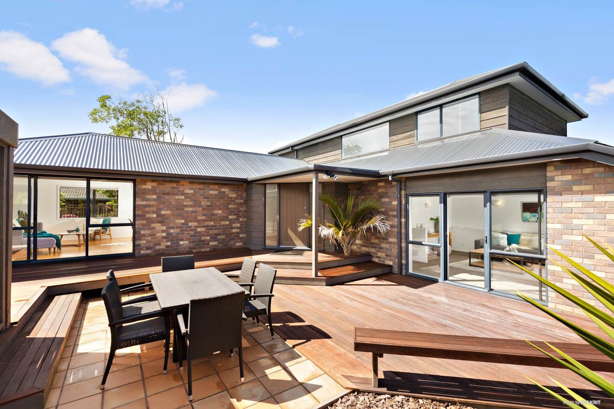 321B Riddell Road, Glendowie, Auckland - Carousel 2