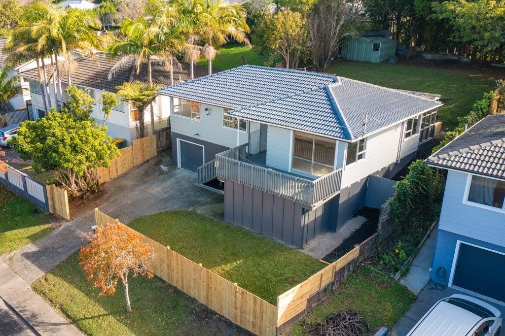 57 Sunline Avenue, Massey, Auckland - Carousel 28