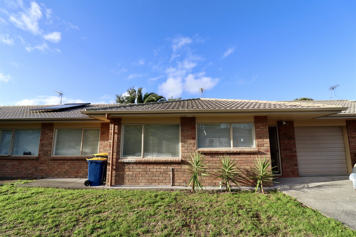 11 Carlas Way, Ranui, Auckland - Carousel 2