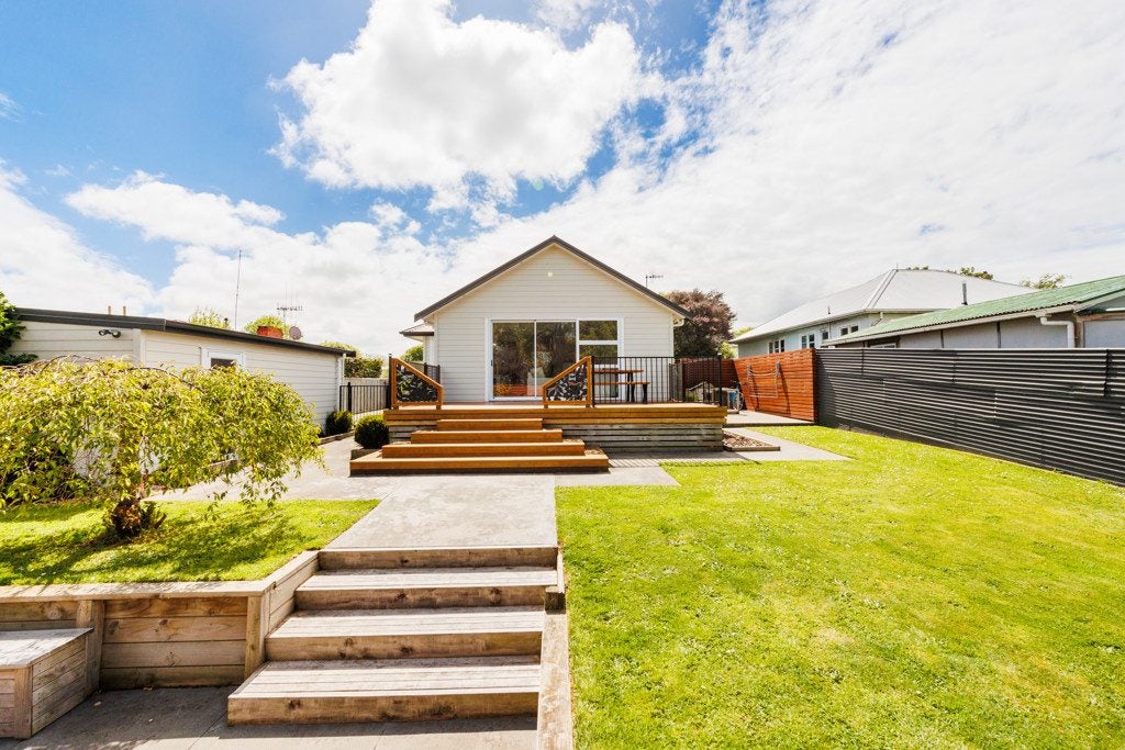 32 Milton Street, Roslyn, Palmerston North - Carousel 2