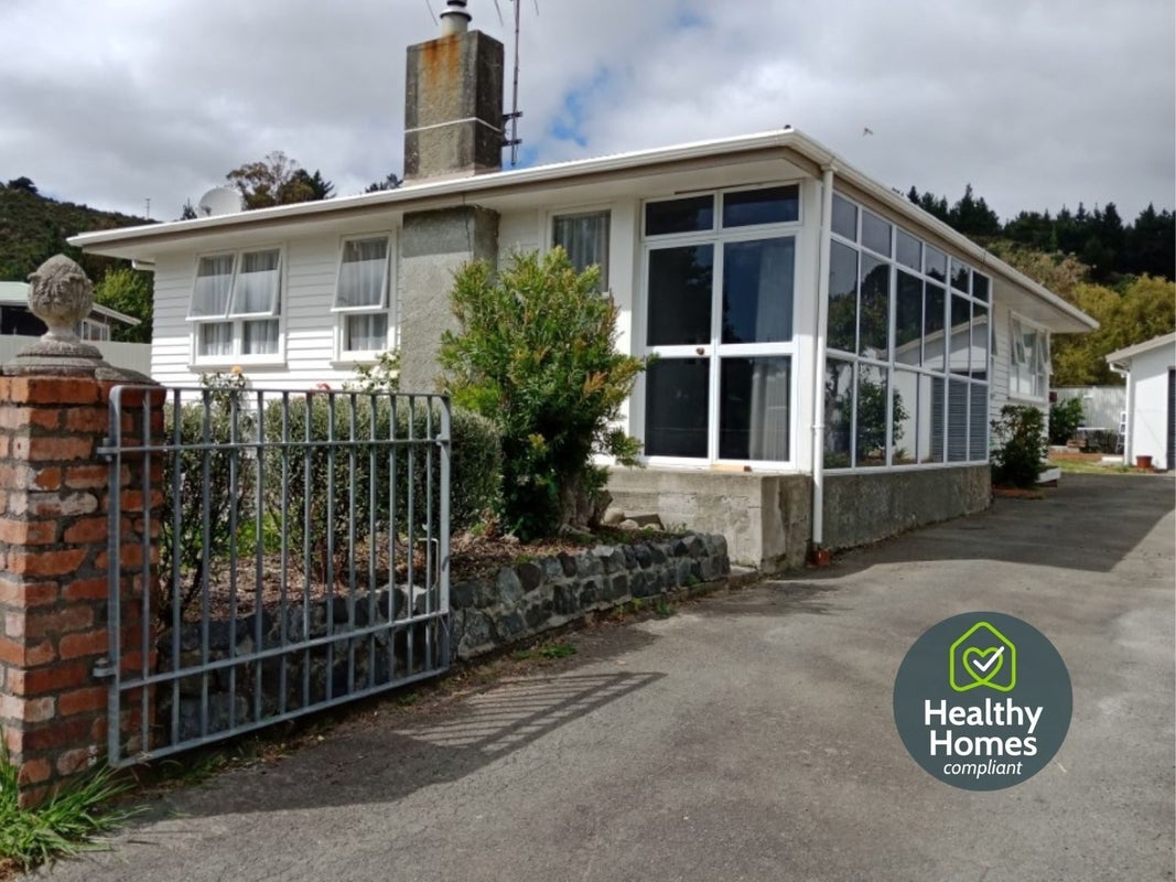 5 Prestige Place, Maoribank, Upper Hutt - Carousel 1