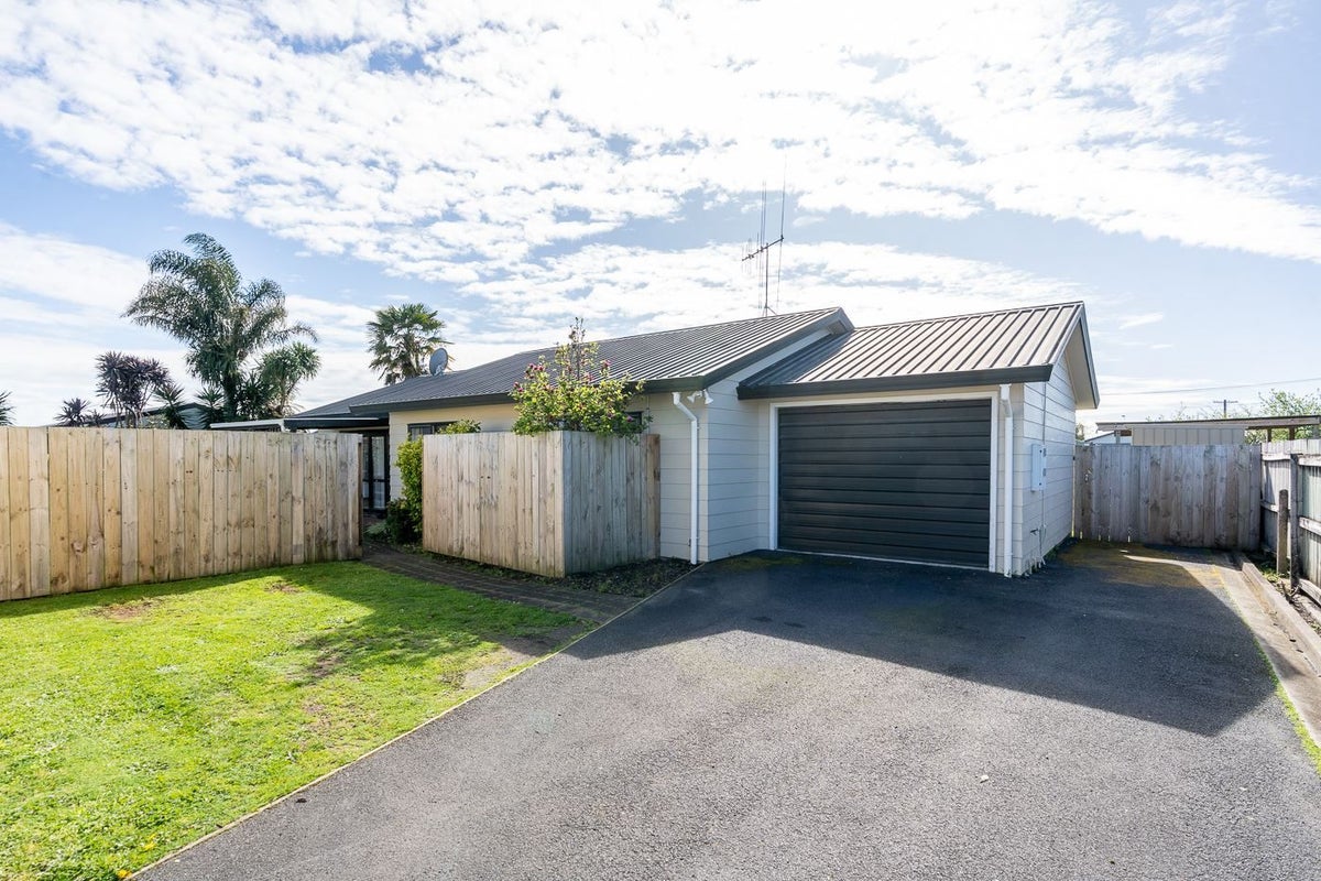 12A Allen Street, Frankton, Hamilton - Carousel 13