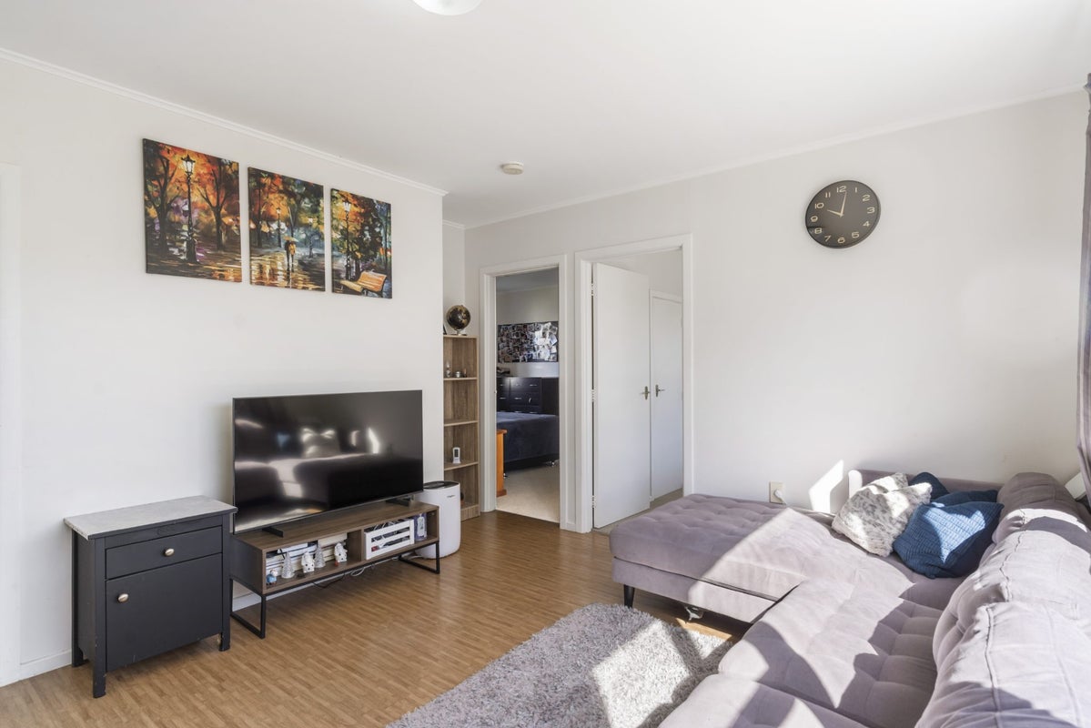 2/19 Gowing Drive, Meadowbank, Auckland - Carousel 2