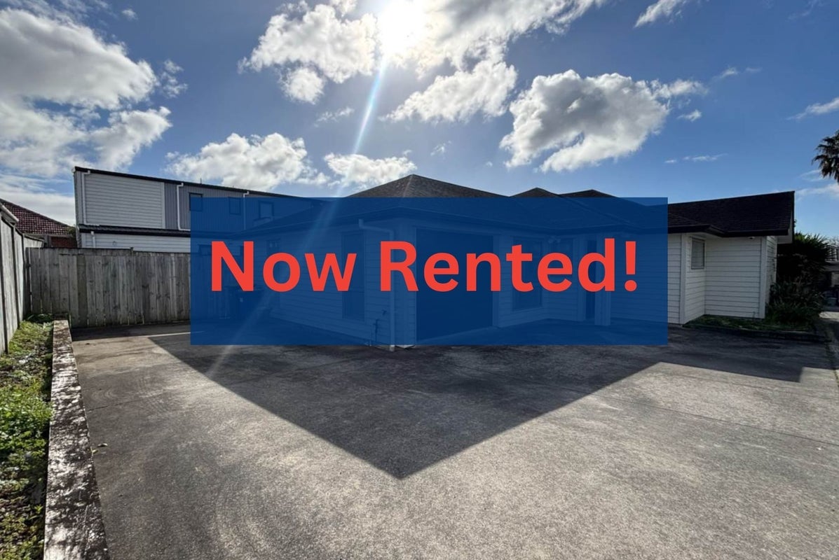 797B Te Atatu Road, Te Atatu Peninsula, Auckland - Carousel 1