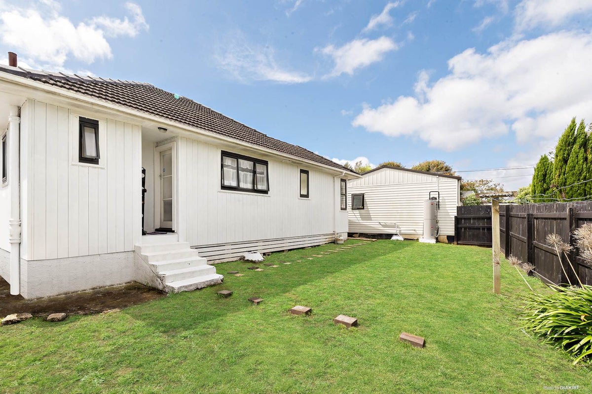 14 TOTARA RD, Manurewa, Auckland - Carousel 2