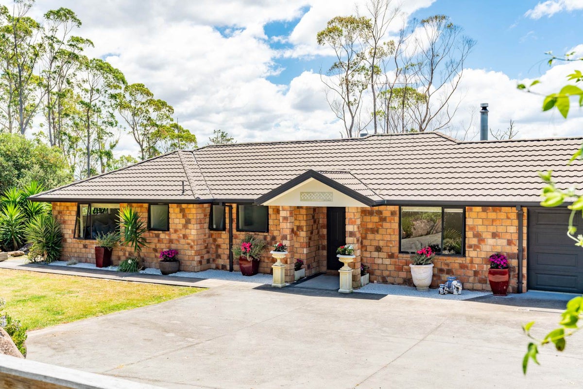 450 Matarau Road, Ruatangata West, Whangarei - Carousel 1