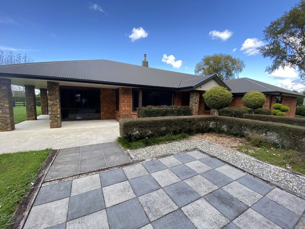 576B Airport Road, Tamahere, Hamilton - Carousel 2
