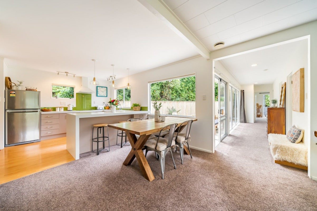 20A Raroa Place, Pukerua Bay, Porirua - Carousel 2