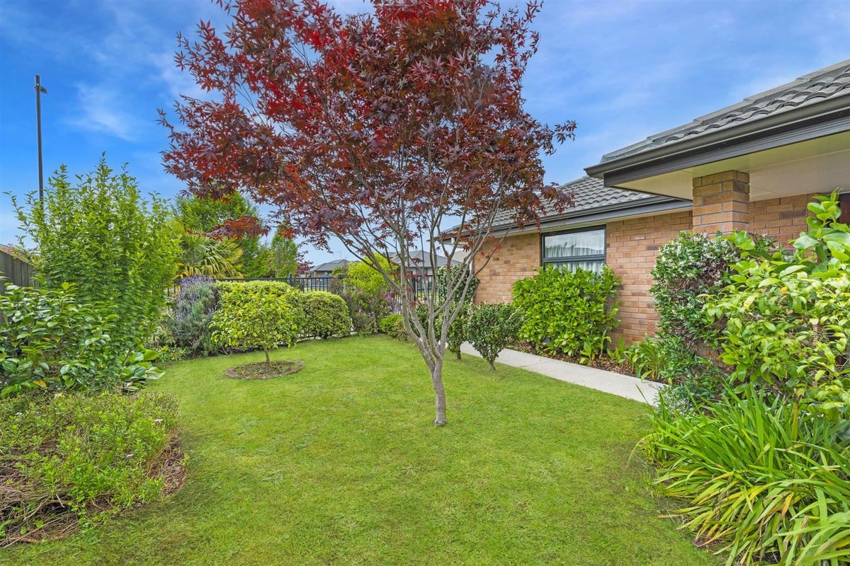 5 Edgeview Crescent, Fitzroy, Hamilton - Carousel 18