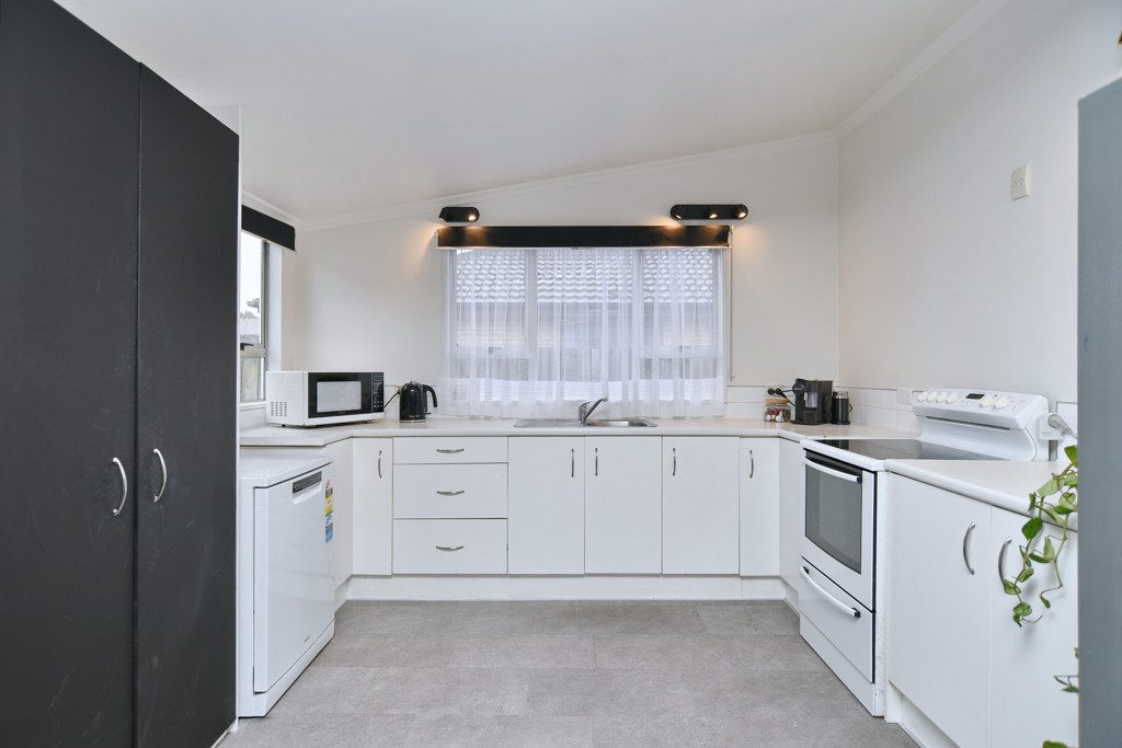 42 Richill Street, Belfast, Christchurch - Carousel 2