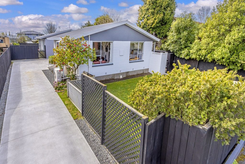 1/10 Brogar Place, Casebrook, Christchurch - Carousel 1