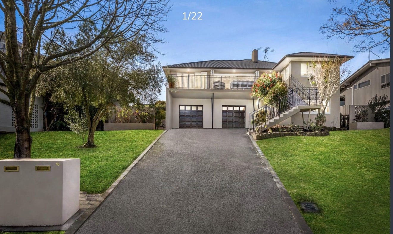 70 Fisher Parade, Sunnyhills, Auckland - Carousel 1