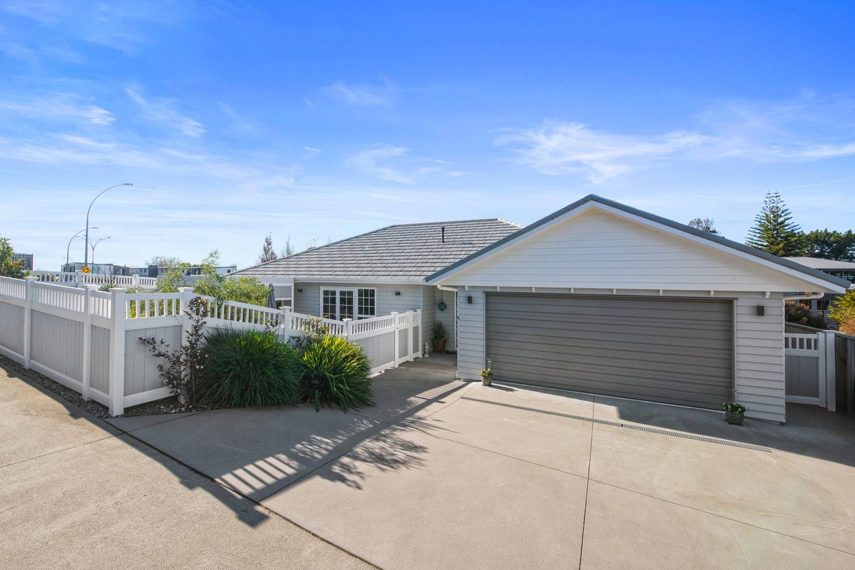9 Parau Drive, Bethlehem, Tauranga - Carousel 2